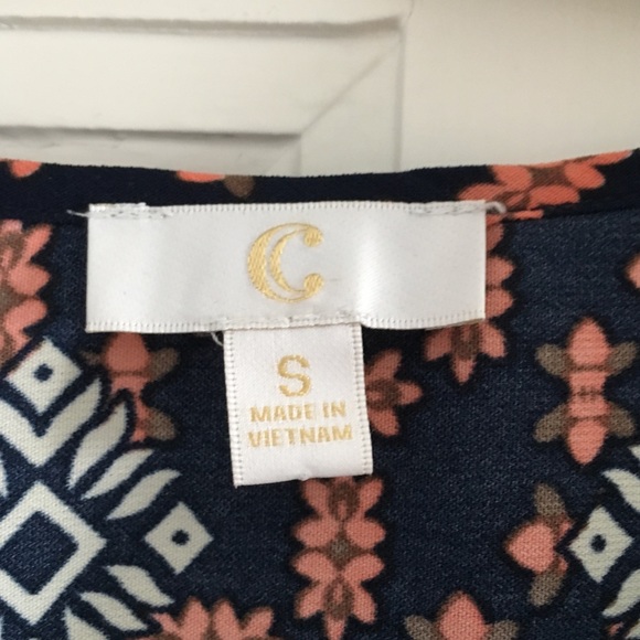 Patterned Romper - Picture 3 of 3